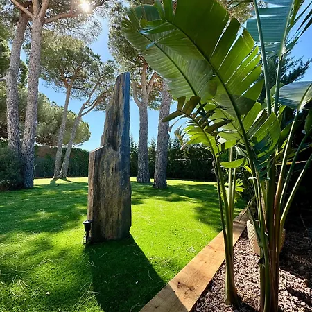 Blanca Villa L'Escala
