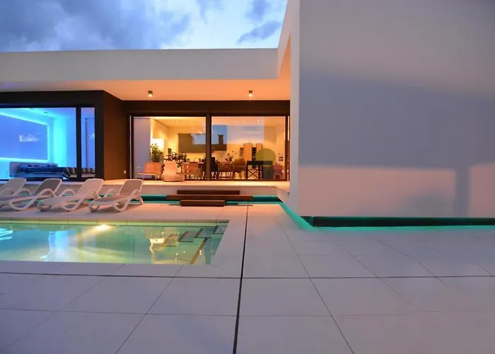 Blanca Willa L' Escala